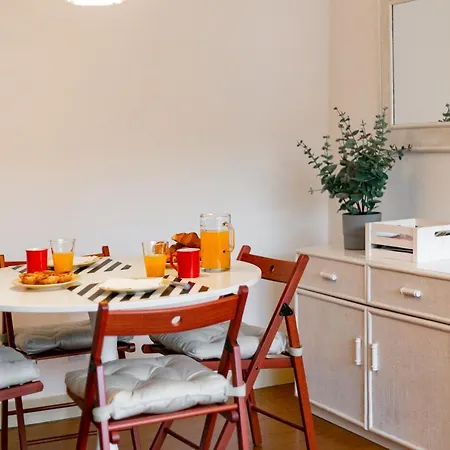 Apartamento With Terrace In The Heart Of